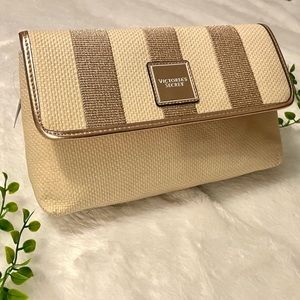 💗 Victoria's Secret Straw Clutch 💗